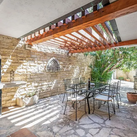 Anna Varos By Interhome Apartamento