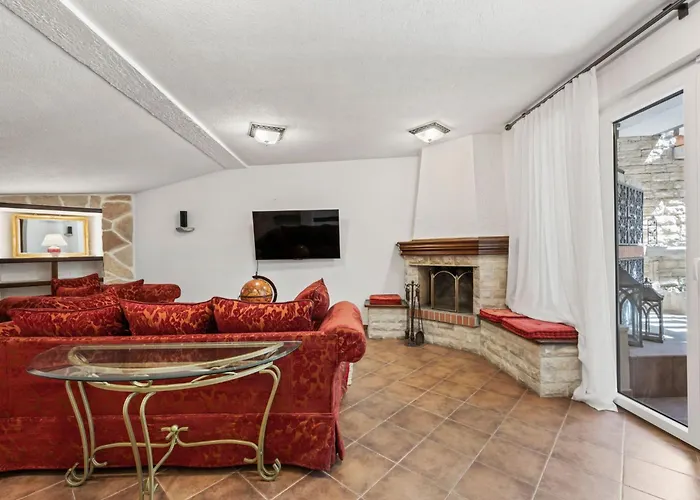 Anna Varos By Interhome