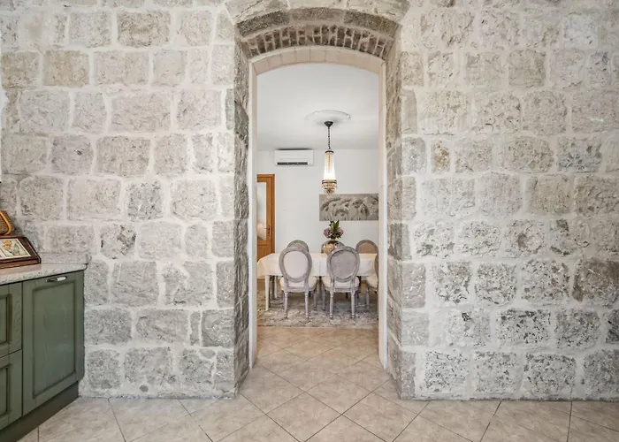 Anna Varos By Interhome Apartamento Split