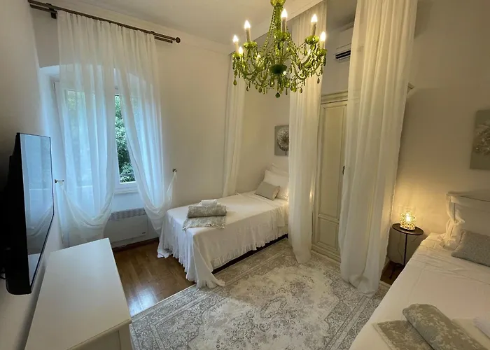 Apartamento Anna Varos By Interhome