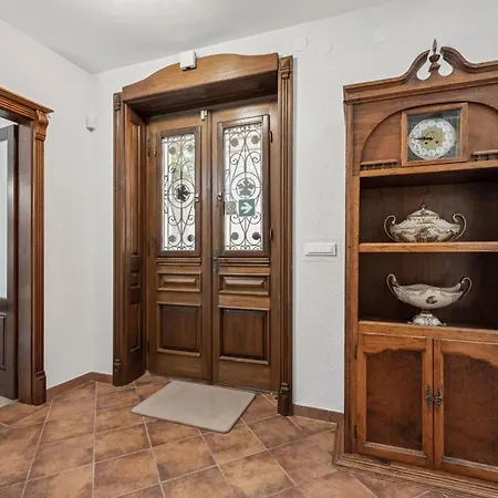 Appartement Anna Varos By Interhome Split