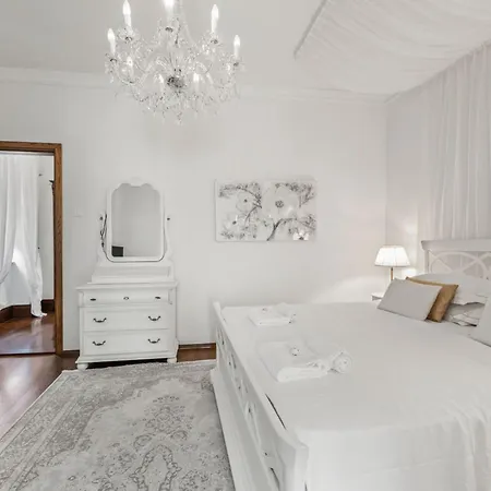 Anna Varos By Interhome Appartement