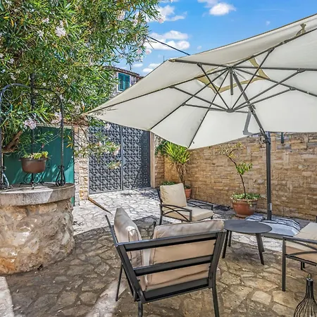 Anna Varos By Interhome * Split