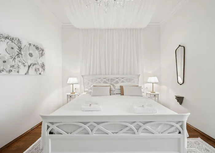 Anna Varos By Interhome * Split